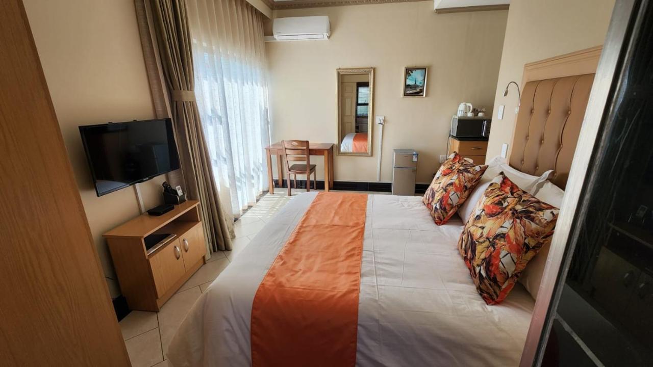 Lilypark Lodge Rustenburg Exterior foto